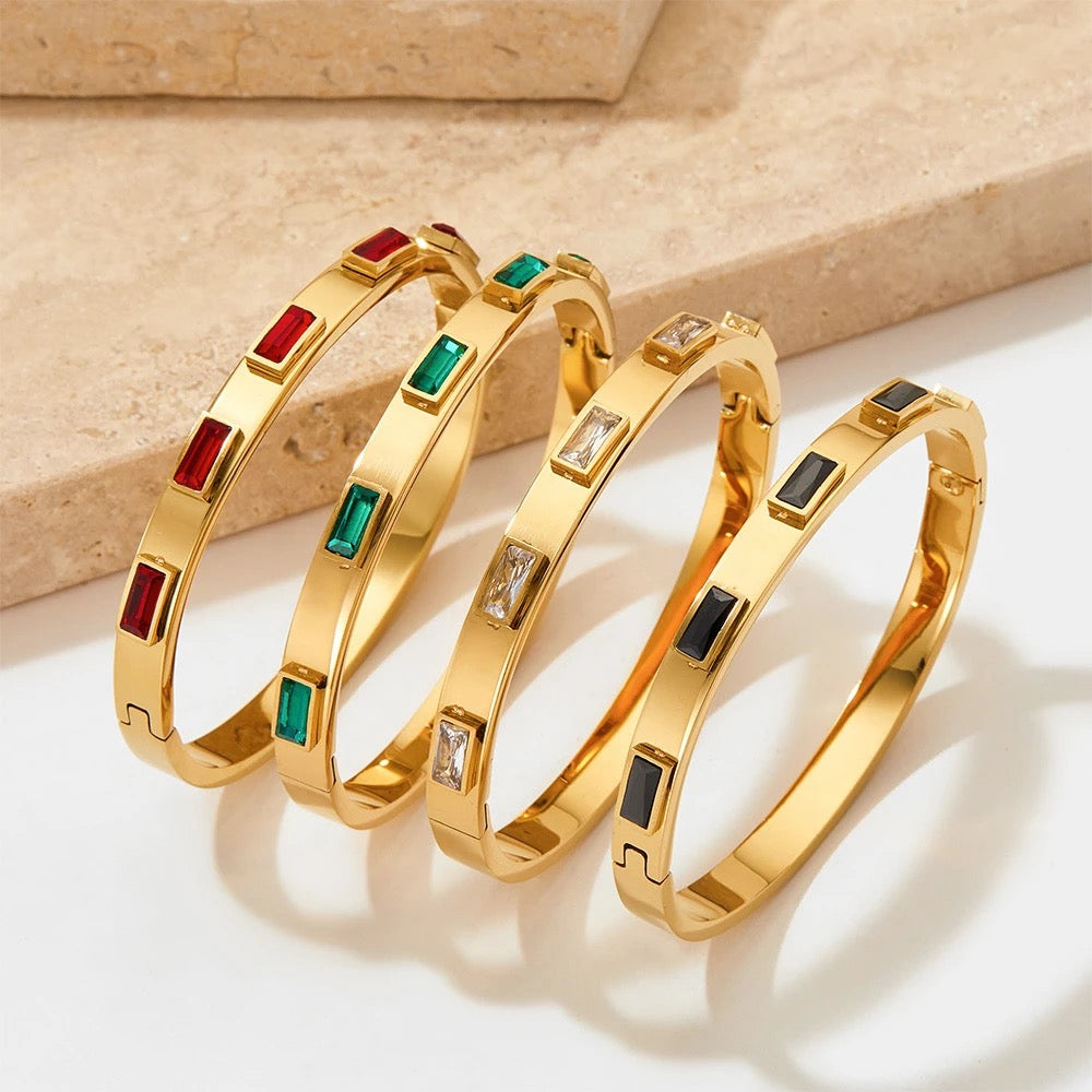 18k Gold Plated Emerald Green Stone Cuff