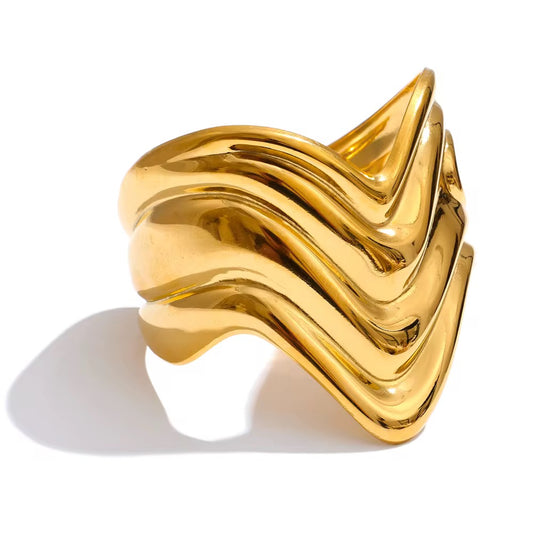 The Aurelia Cuff