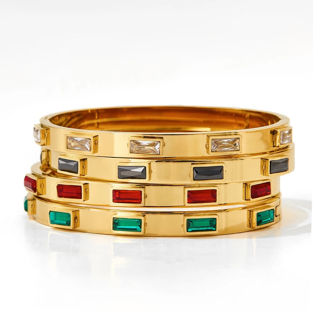 18k Gold Plated Emerald Green Stone Cuff