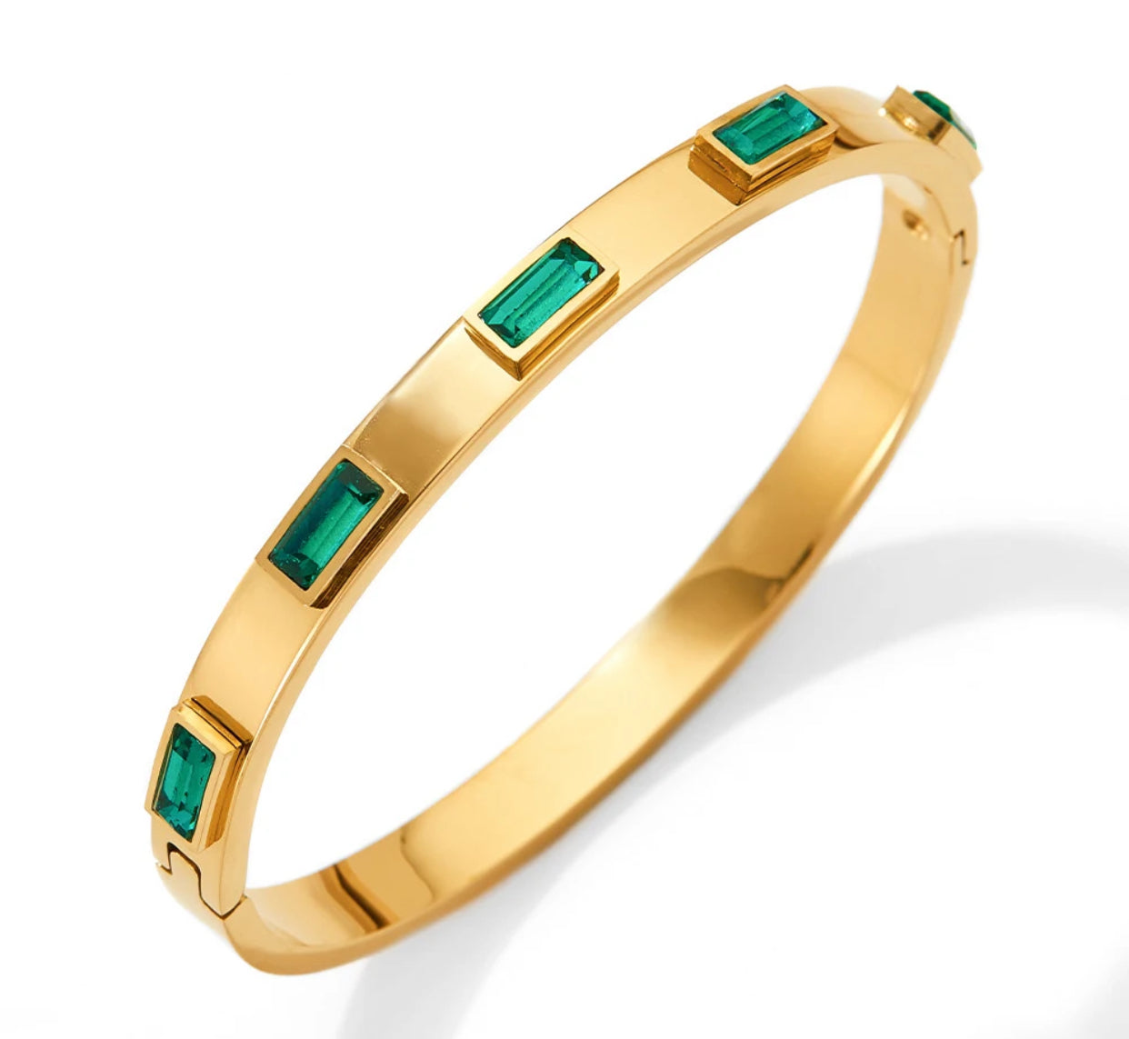 18k Gold Plated Emerald Green Stone Cuff