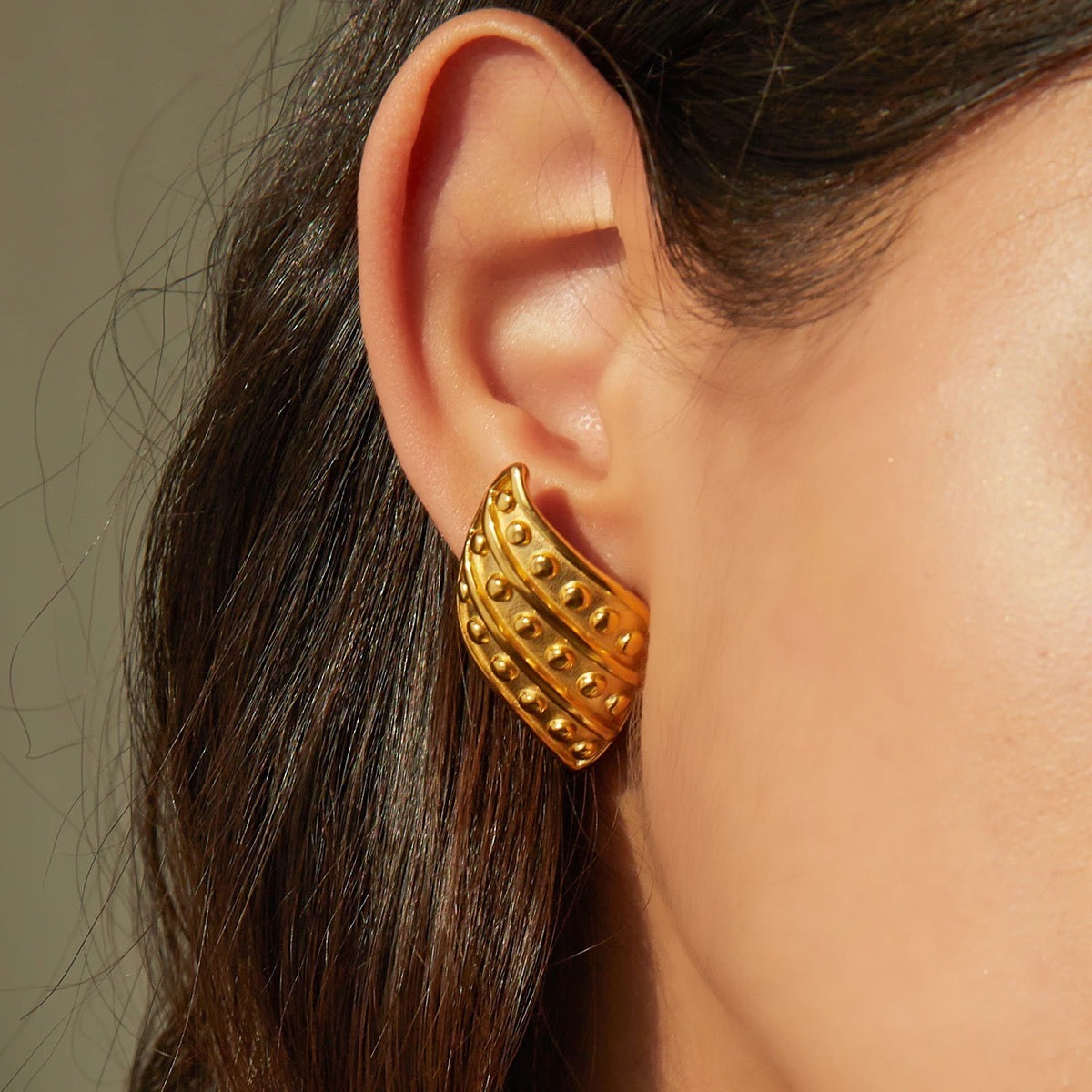 18k Gold Plated Studded Earring