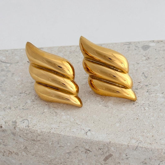 Vintage Classic Gold Earring