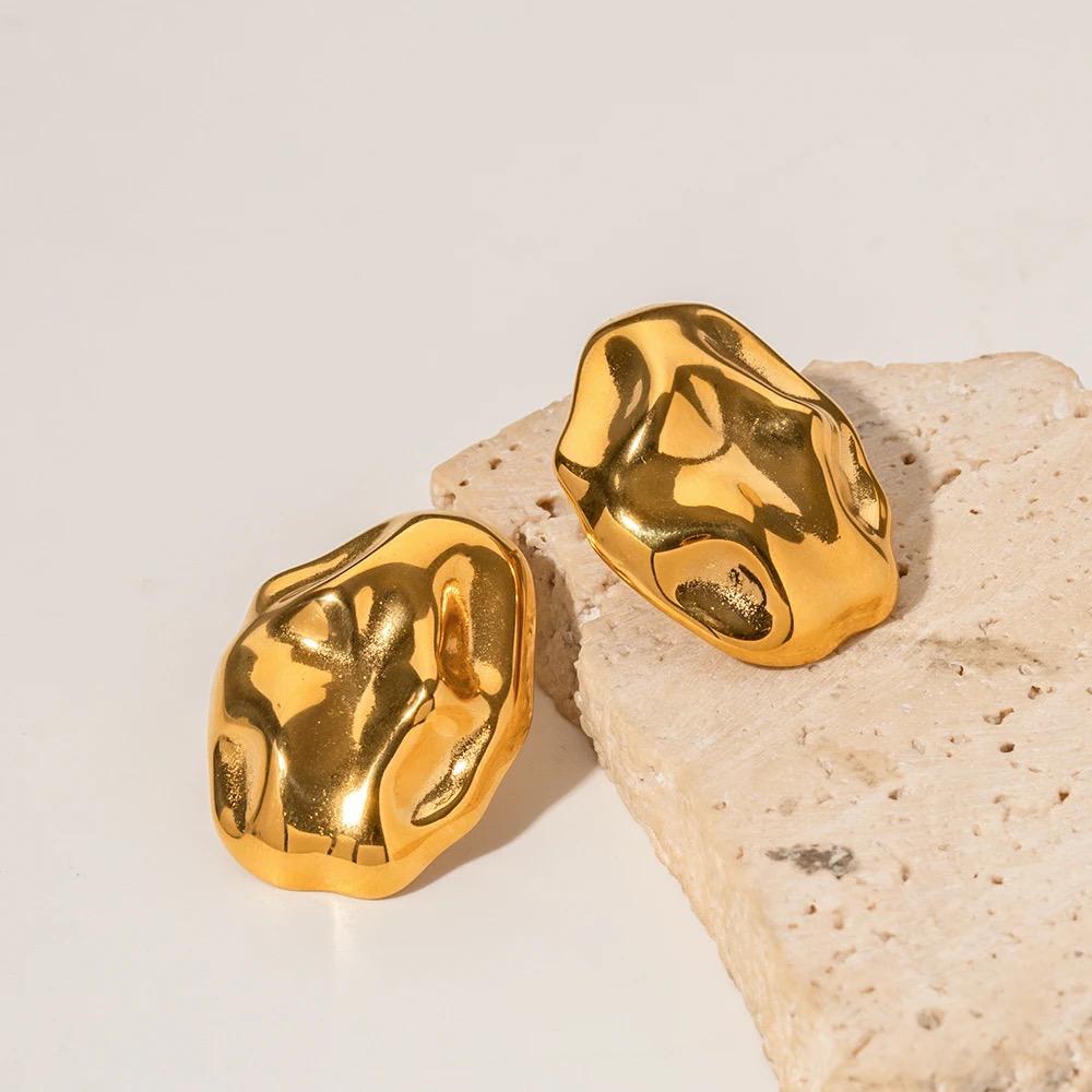 Oval Hammered Gold Plated Earring