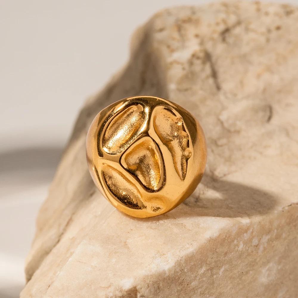 Oval Hammered Gold Ring